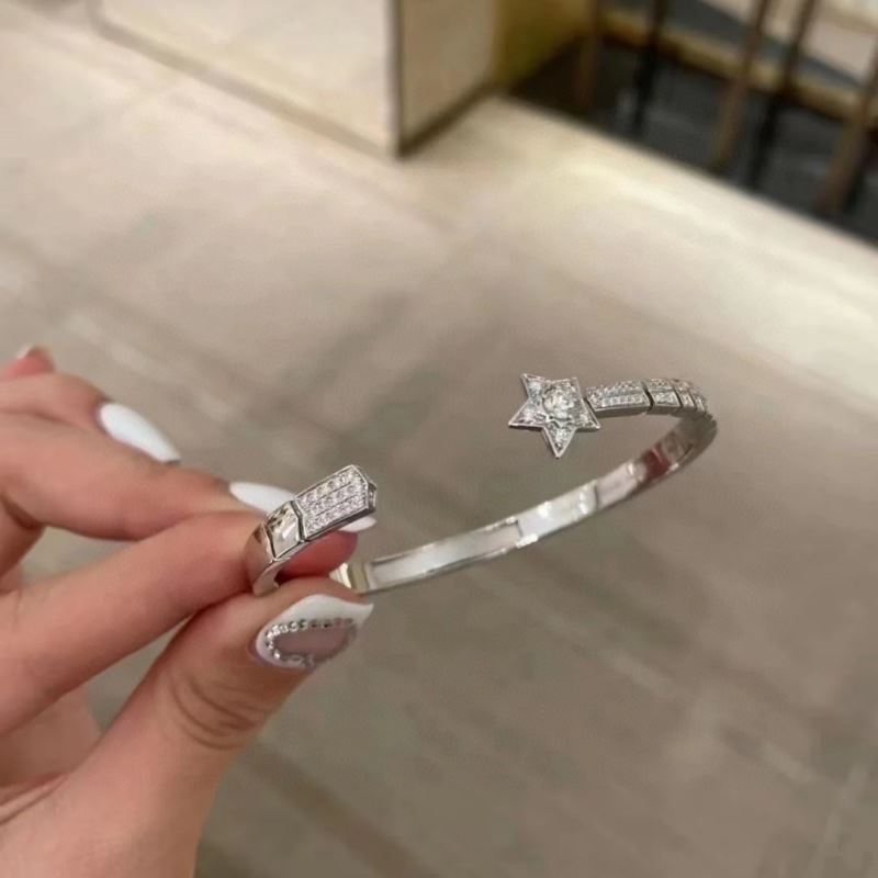 Ch**el bracelets